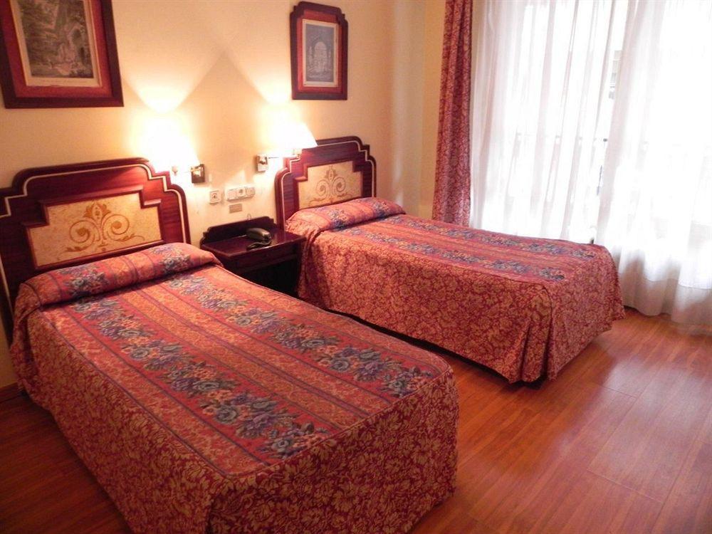 Ana Maria Hotel Гранада Екстериор снимка