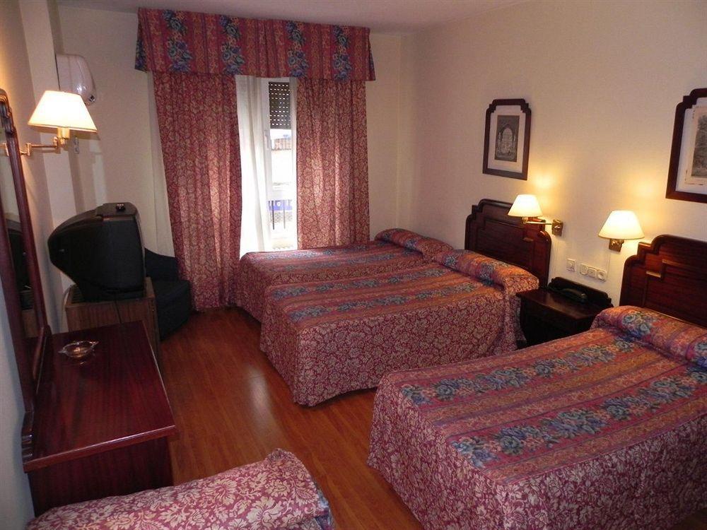 Ana Maria Hotel Гранада Екстериор снимка