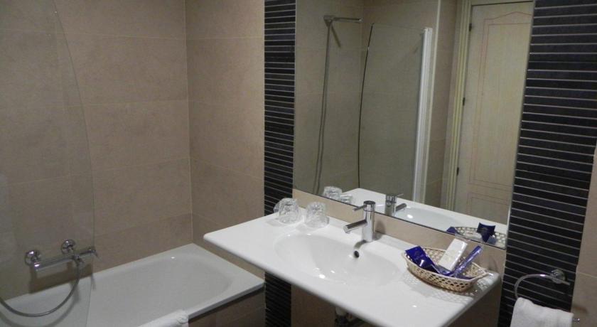 Ana Maria Hotel Гранада Екстериор снимка