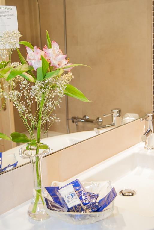 Ana Maria Hotel Гранада Екстериор снимка
