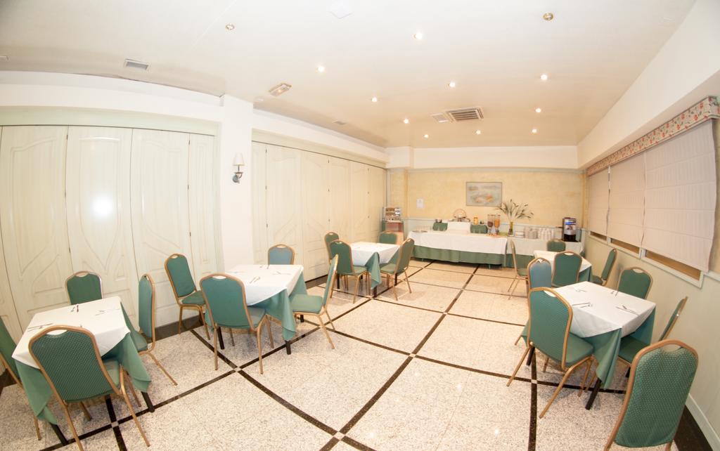 Ana Maria Hotel Гранада Екстериор снимка
