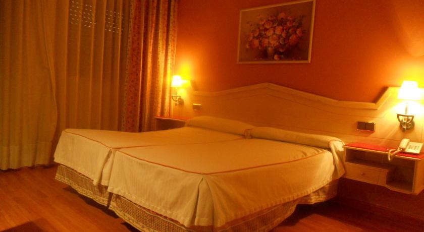 Ana Maria Hotel Гранада Екстериор снимка