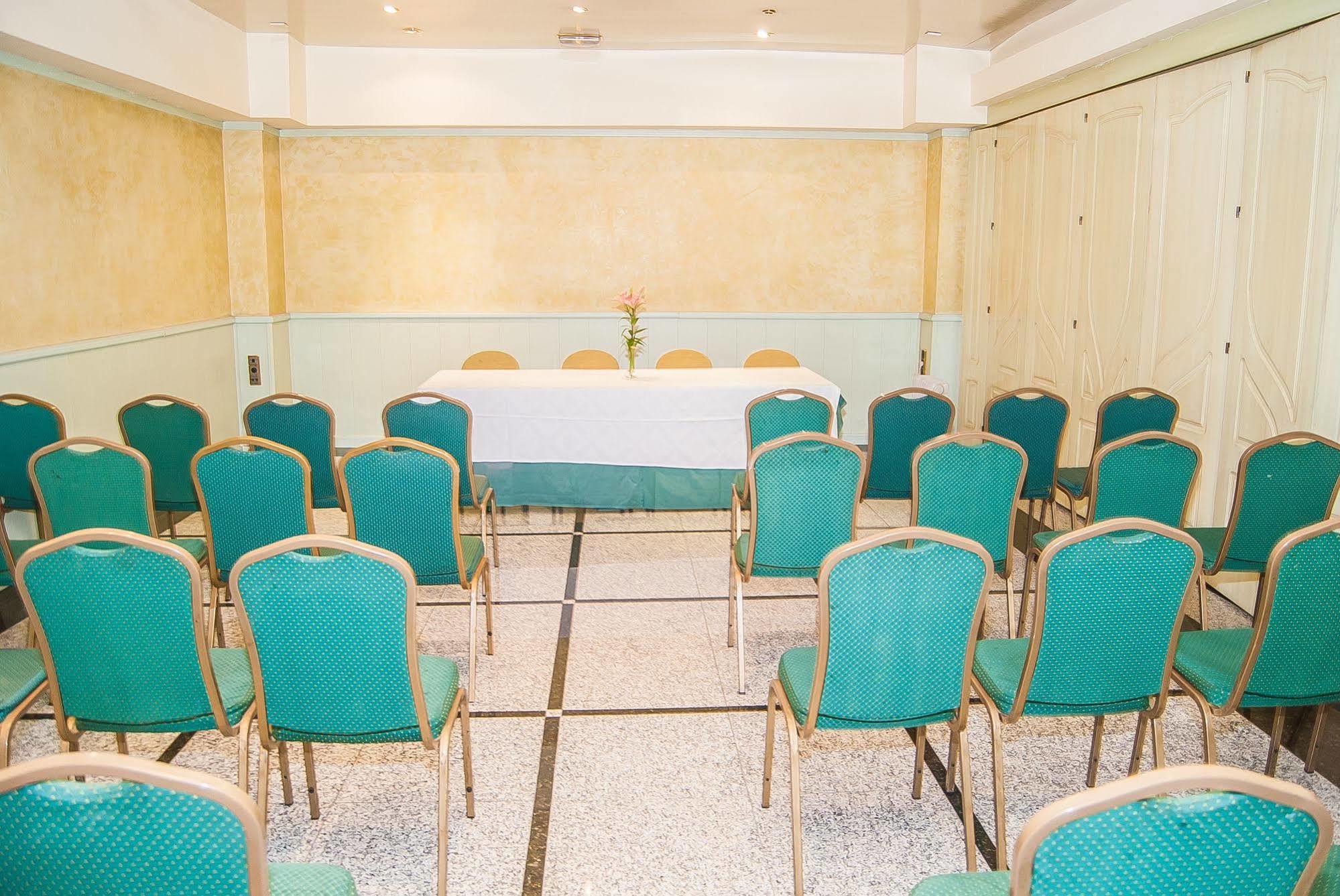Ana Maria Hotel Гранада Екстериор снимка