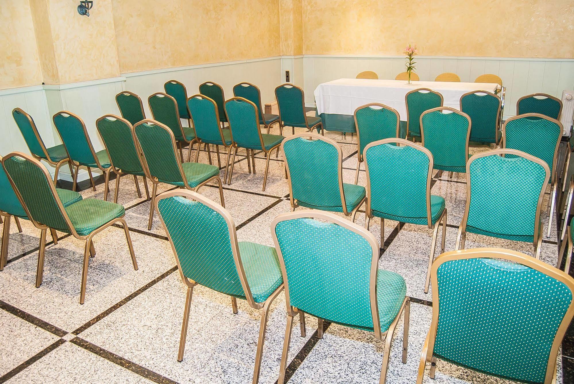Ana Maria Hotel Гранада Екстериор снимка