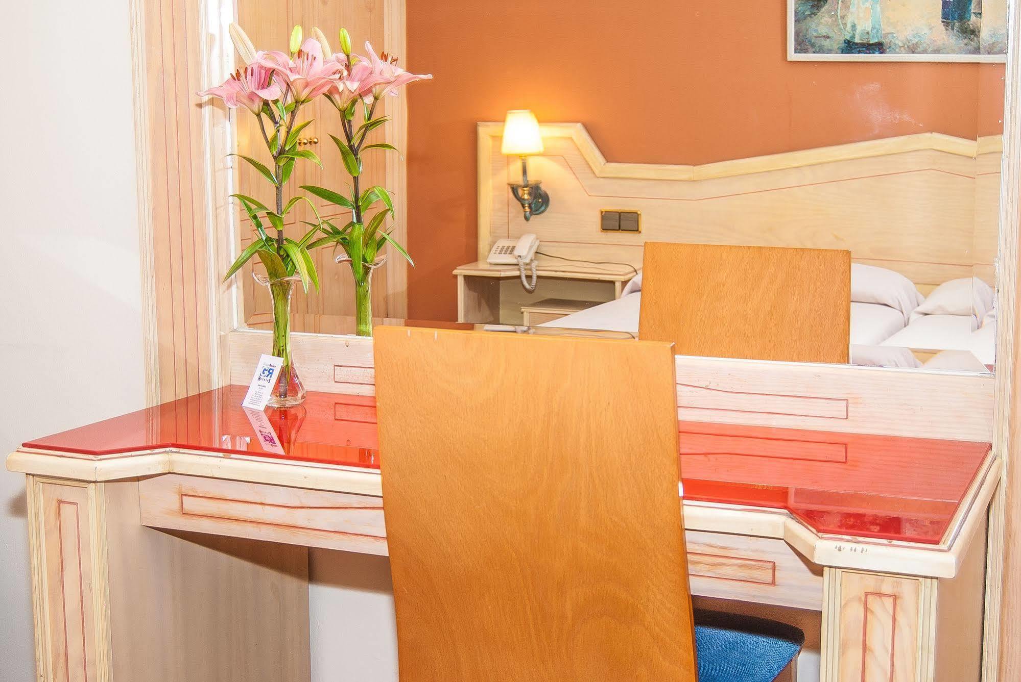 Ana Maria Hotel Гранада Екстериор снимка