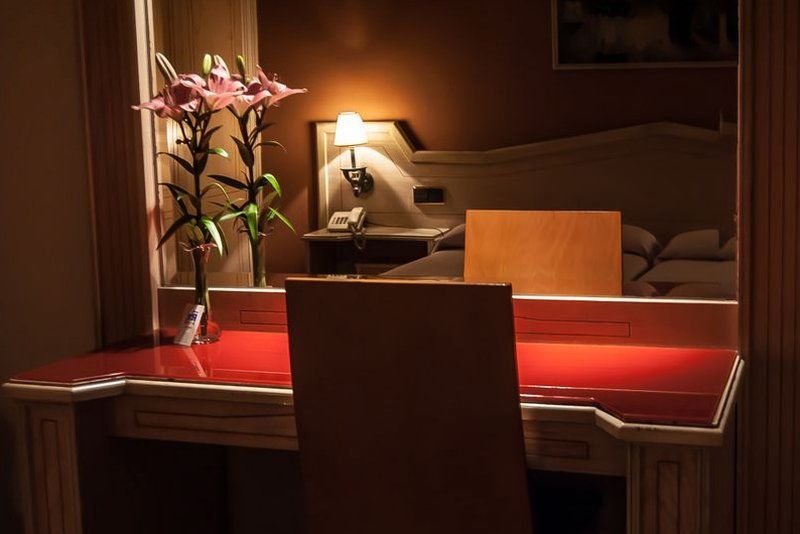 Ana Maria Hotel Гранада Екстериор снимка